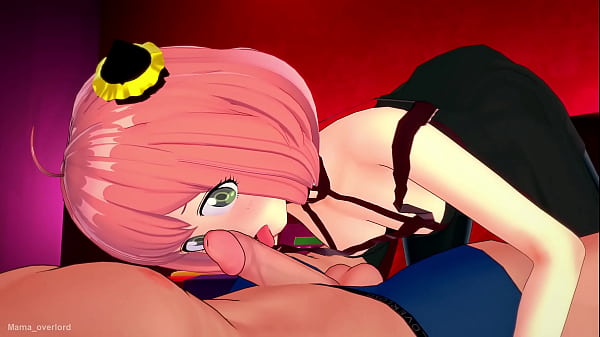 La caliente Anya quiere follar usando su nuevo traje (versión adulta)