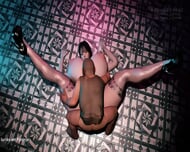 vam Fyronyx The monitor’s mother is full of black silk, and the mother becomes the crotch bitch of the ugly dwarf classmate.